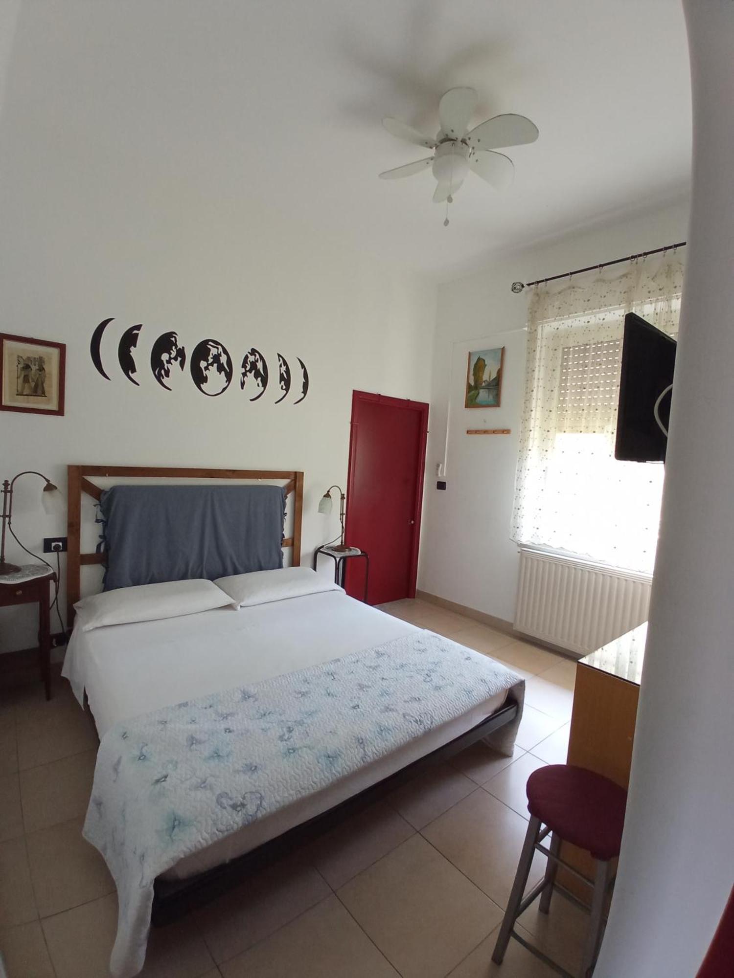 Homestay Рандаццо Екстер'єр фото